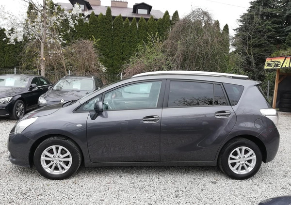 Toyota Verso cena 35900 przebieg: 187000, rok produkcji 2012 z Piastów małe 277